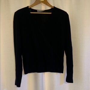 Cashmere ballet style sweater from everlane